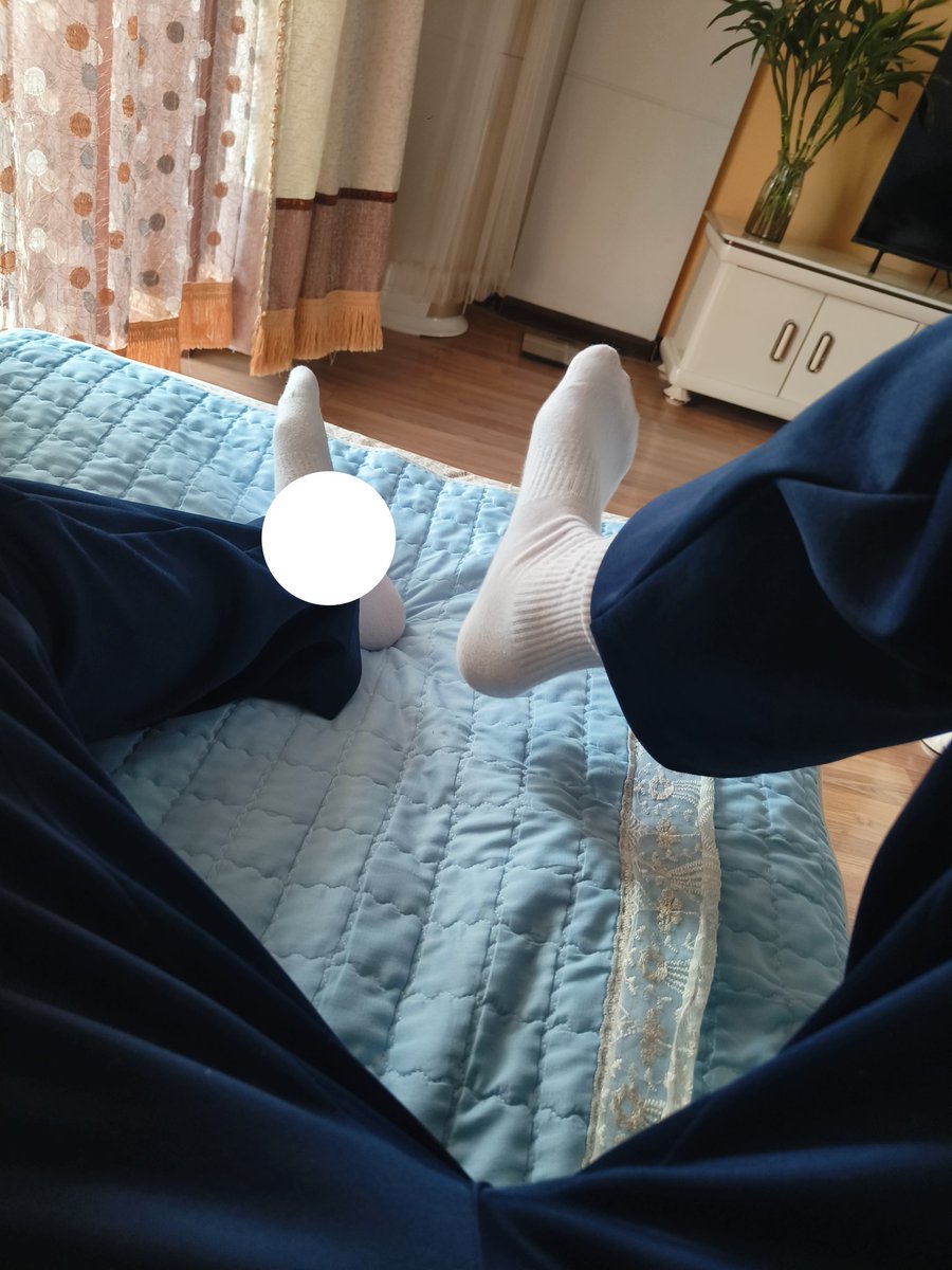 上了一天课想死。#天津男高