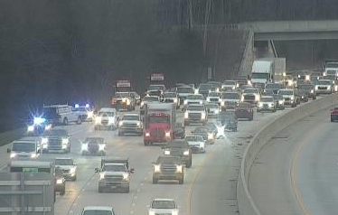 TrafficTeam9's tweet photo. UPDATE: Lanes are back OPEN now I-85 SB Ssouth of Hwy 152. Traffic is backed to Webb Rd. #ChinaGrove #RowanCo . #clt #cltraffic #clttraffic https://t.co/EbCNK0ywfX