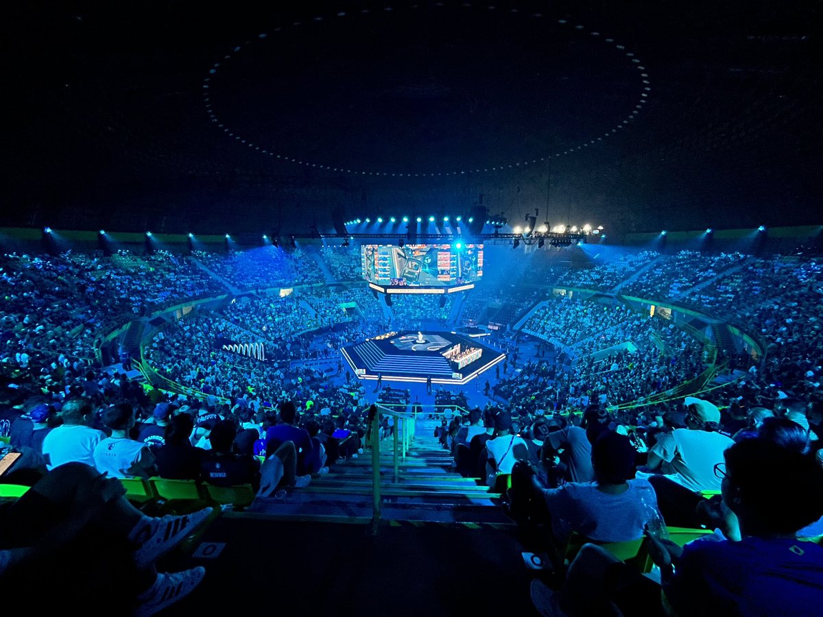 ᐱXK | ʟᴇɴɴᴏx tweet media