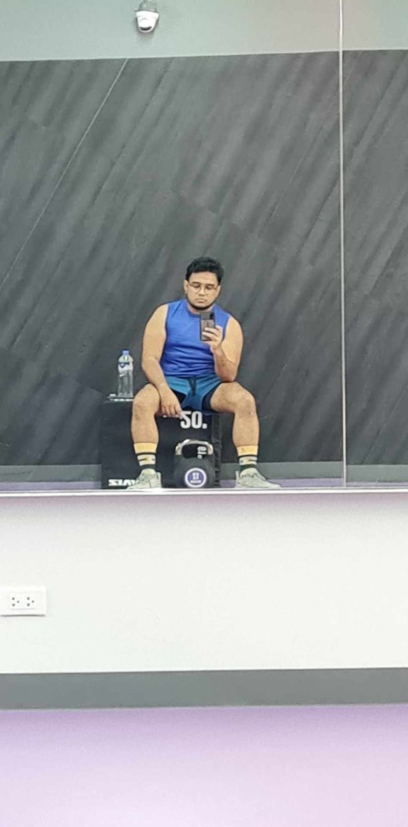 incursionist's tweet image. Lonely gym is lonely