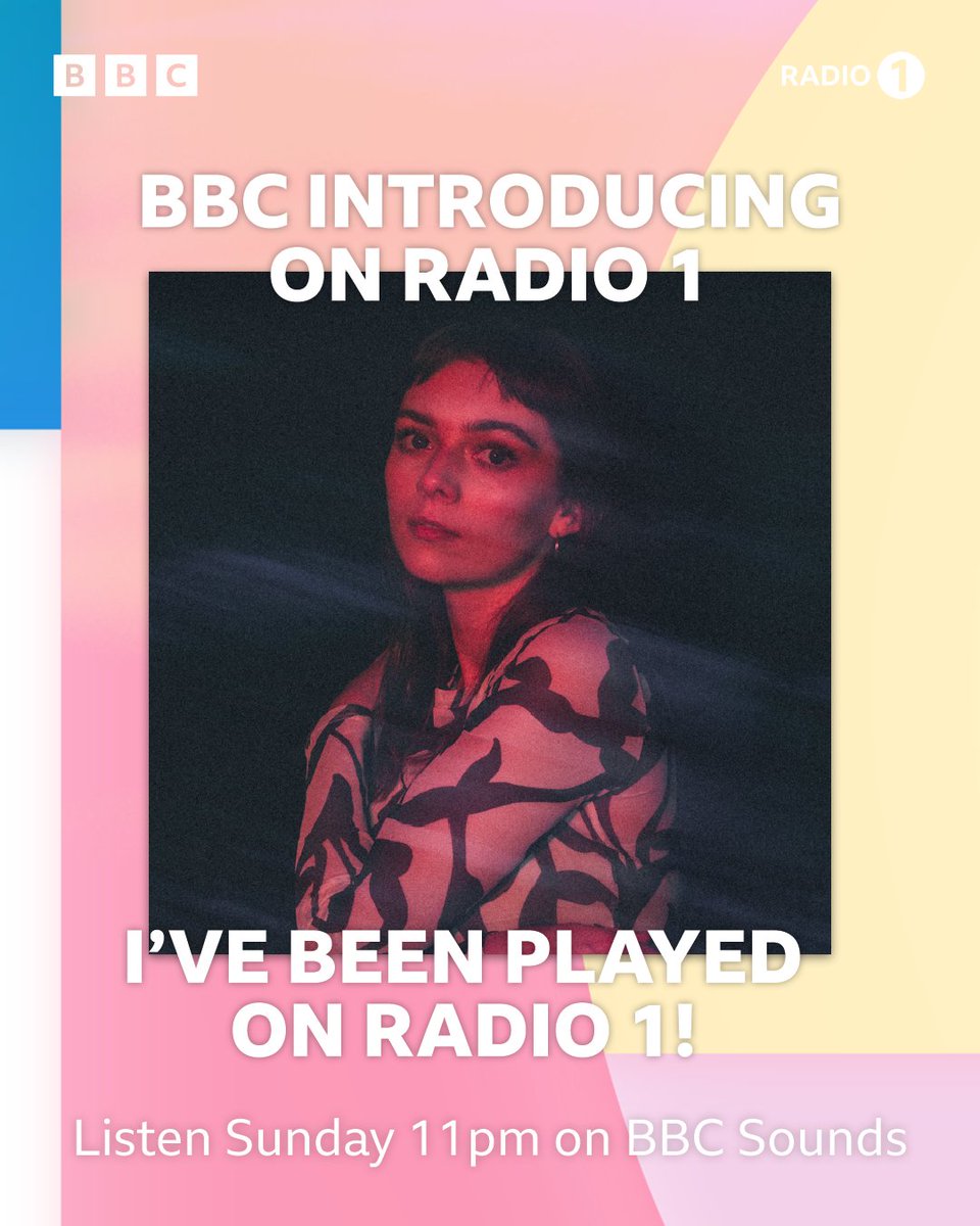 A VERY unexpected spin on @BBCR1 @bbcintroducing last night 😭 Thank you for the kind words @jjiszatt!! 🥹🙌 ‘Another Frequency’ out on Thursday!!! Hit the pre-save link if you haven’t already 🕺 slinky.to/AnotherFrequen… Listen back: bbc.co.uk/programmes/m00…