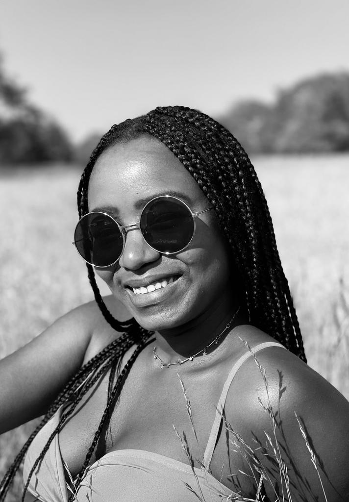 ChikoNabz's tweet photo. #selfie #richmondpark https://t.co/2QQnfM8RBT