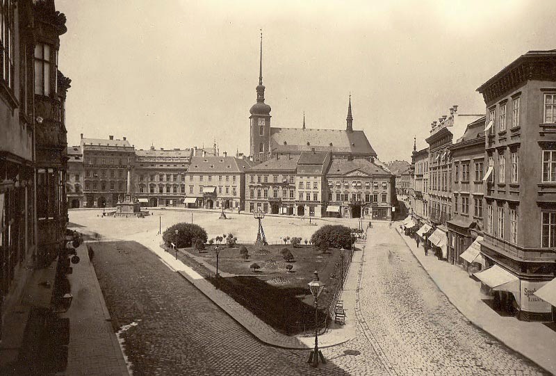 Náměstí Svobody (Freedom Square), 1890

#UYFmaps #Brno

#History #Historical #Vintage #OldPhotos #HistoricSites #HistoryLovers #PastAndPresent #ThenAndNow #TimeTravel #Nostalgia #Timeless #HistoricalImages #YesterdayAndToday #HistoricPhotography #Memories #Reminisce #Heritage