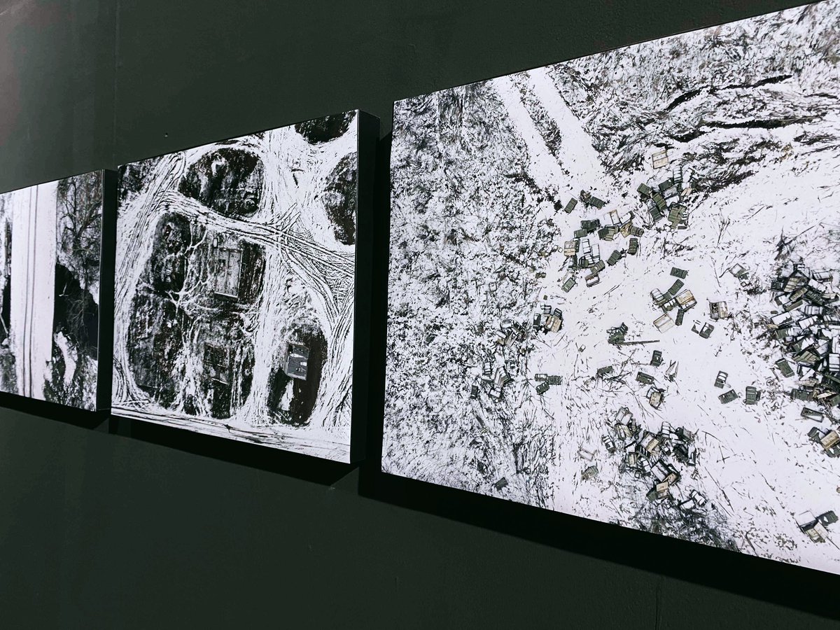maximdondyuk's tweet photo. 21 February - 18 April 2024
ValenciaPhoto Gallery
Guillem de Castro 110, Valencia

The exhibition "War trails", organized by the International Photography Festival "ValenciaPhoto", and supported by Lithuanian Consulate in Valencia. https://t.co/oWWJhHpwWn