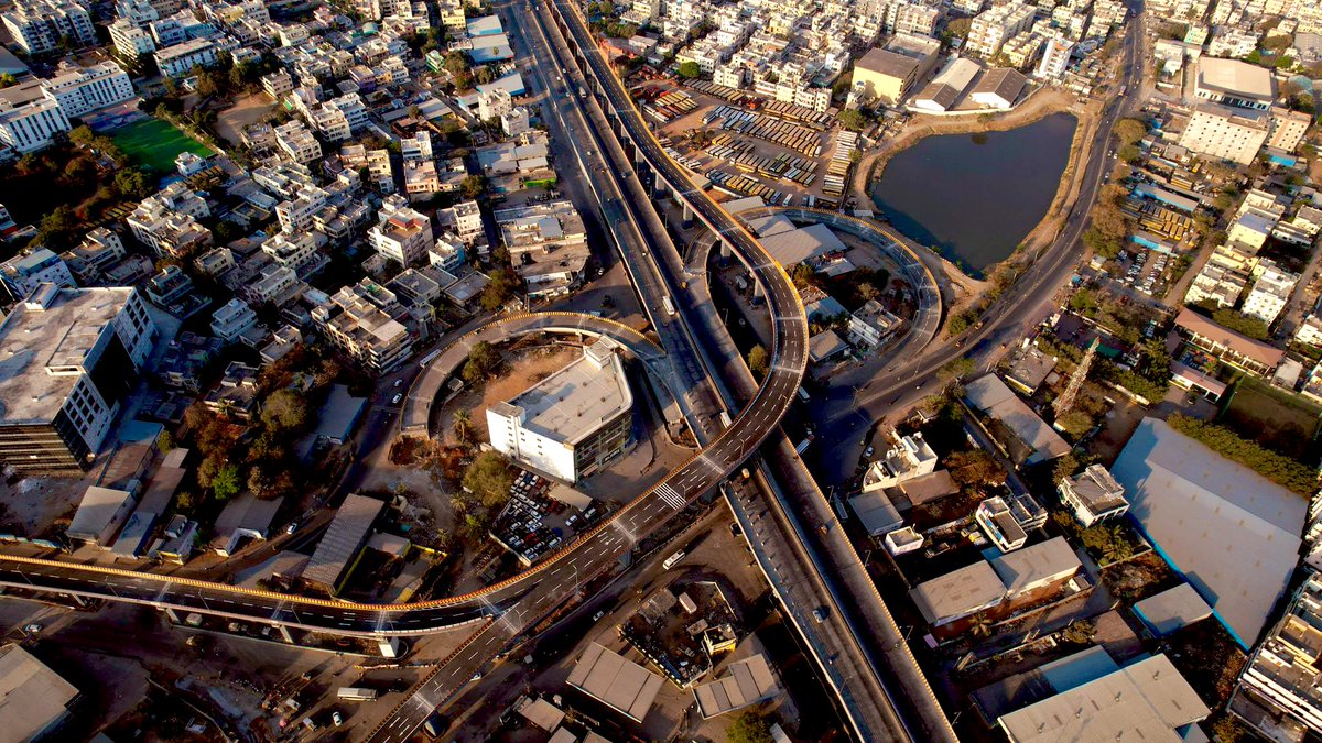 Happy to see that our flagship initiative SRDP (Strategic Road Development Program) has delivered one more milestone The 1.78 km long 2nd level flyover at Bairamalguda junction is now complete Yet another useful infrastructure project for East Hyderabad and particularly for LB…