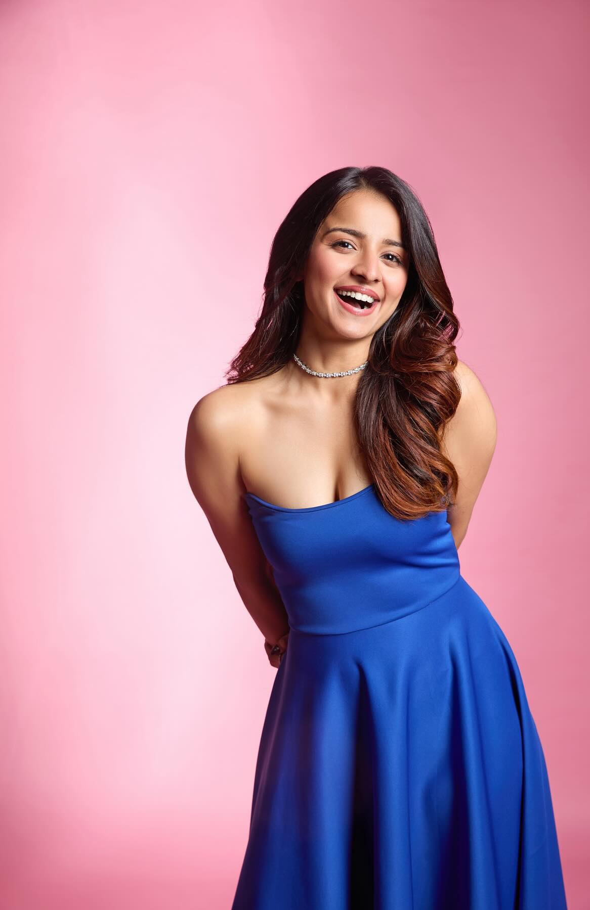 GHQ9AvPa4AALOLH?format=jpg&name=large