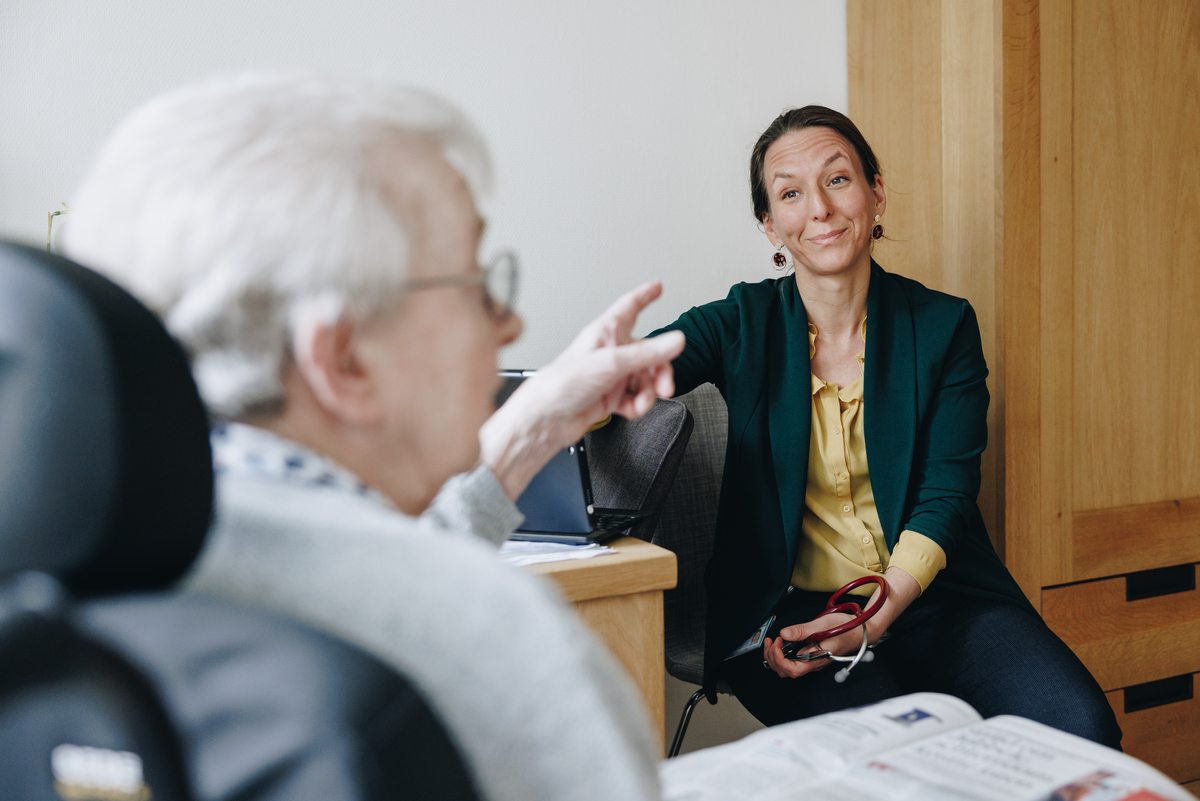 In Gouda en Bodegraven is een pilot met een multidisciplinair behandelteam van start. Zij zetten zich in voor kwetsbare ouderen thuis. Deze aanpak draagt bij aan het welzijn van de cliënt en de ondersteuning van de huisarts. 👉 zorgpartners.nl/nieuwsberichte…