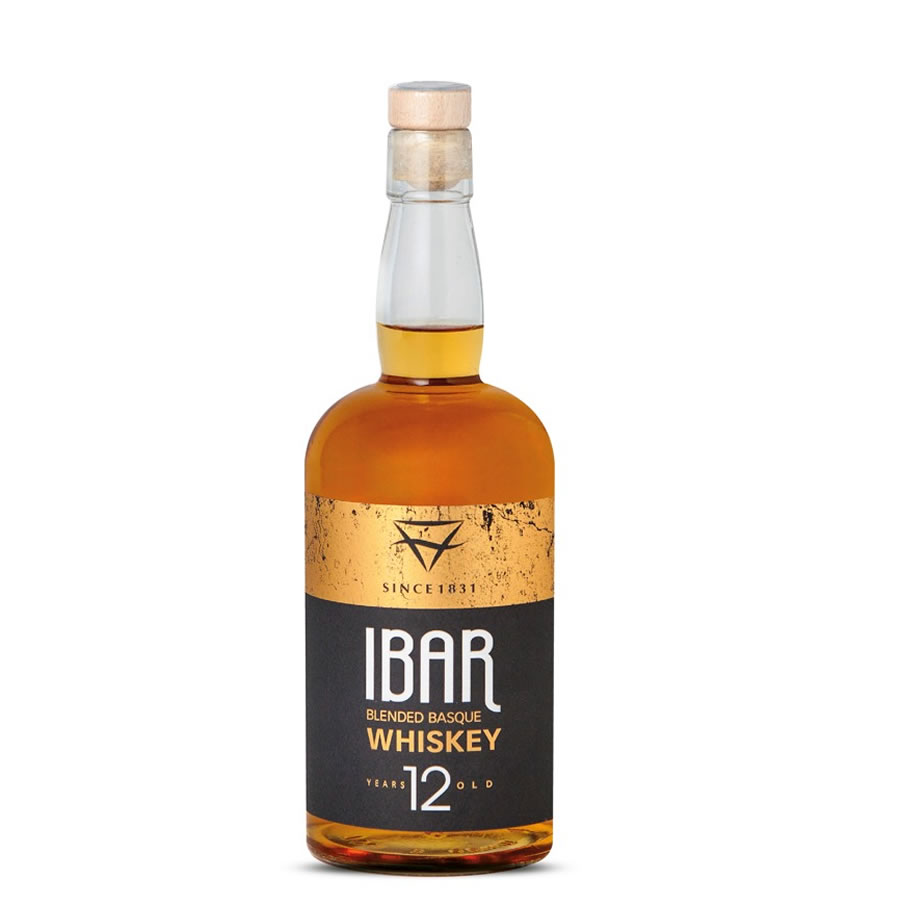 #Ibar es un #whisky de grano mezclado con un 50 % de #whiskey de malta, inspirado en las recetas originales de 1906. 

Whiskey Blended Ibar 12 años está envejecido al menos 12 años en barricas nuevas de ibérico roble con diferentes tostados

destileriasacha.com/producto/whisk…