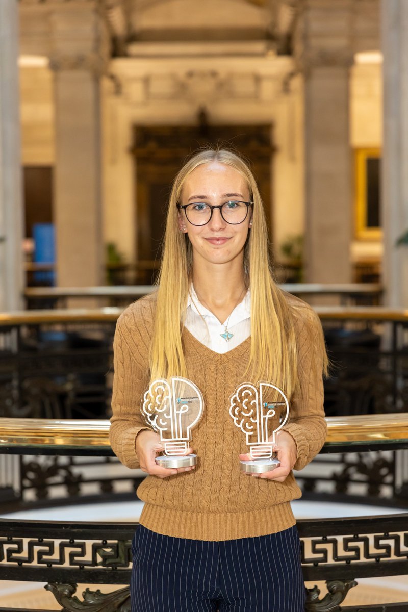 Congratulations to Ellie Carter, student on our Civil Engineering Degree Apprenticeship, who recently won 2 prestigious awards at the @ncedigital Graduate and Apprentice Awards: 🌟Apprentice of the Year 🌟Outstanding Contribution to Carbon Net Zero @ICE_engineers @WarwickDAs