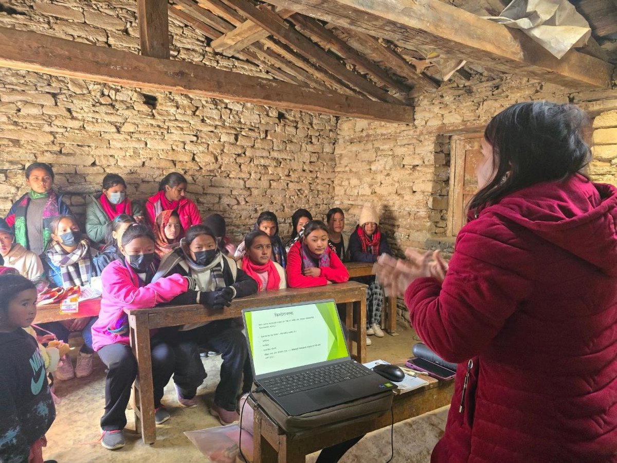 HealingHandsnp's tweet photo. School girls in Lopre watching Menstruation Awareness Animation Video during Menstruation Hygiene Management program organised by Healing Hands Nepal and session conducted by @ShakyaRoni https://t.co/idHFH77hMO