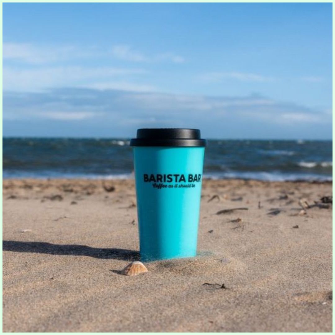 Hello Monday…☕️

For more information send us a DM, contact info@carubrands.com or visit our website carburands.com 💭

#BaristaBar #Coffee