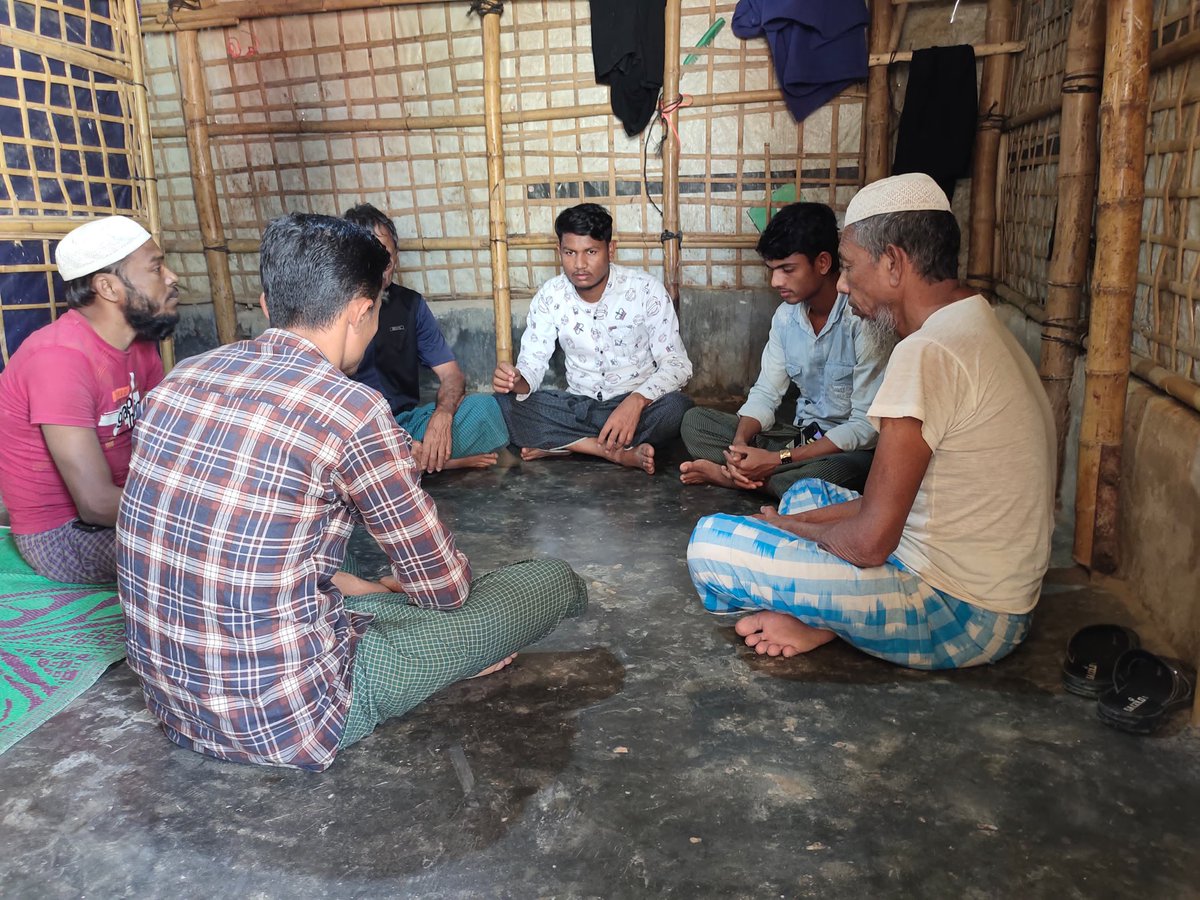 ziya_bol88455's tweet photo. Motivational session with the parents on the purpose of being disseminated and inspirited the spirit of learning education with interactive discussion.
#respecteducation
#educationforall
#supporteducation
#humanityforeducation
Ziabul Hossain Academic Center https://t.co/O5CJKdaSn4