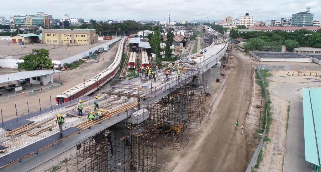 BabaMwita's tweet photo. Hayati rais JPM ndiye amejenga SGR, Julius Nyerere Hydro Power Project (JNHPP) &amp; Daraja Kigongo-Busisi. Tangu Serikali hii ishike madaraka imekuwa IKIDOGOSHA juhudi za huyu mzee! Hata baadhi ya Mawaziri hawamtaji kabisa JPM kuhusika na hii miradi! Hii si sawa hata kidogo. https://t.co/Pjdooxz18C