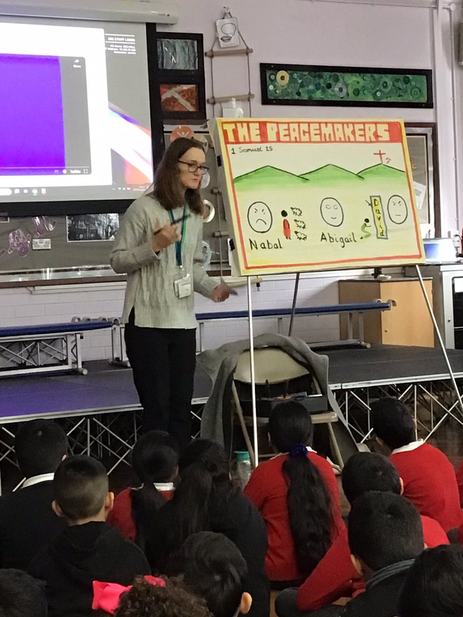 KS2 thoroughly enjoyed their assembly from Birmingham City Mission this morning. #foodforthought #resolvingconflict #makingpeace How can you be a peacemaker this week? @Bham_City_Missn