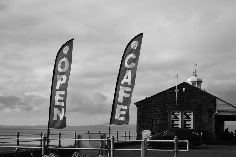 LachlanMain's tweet photo. MORECAMBE.
The Cafe at the end of the Jetty.
#Morecambe #StoneJetty #cafe #blackandwhitephotography #MorecambeBay https://t.co/G62lJx4Rnm