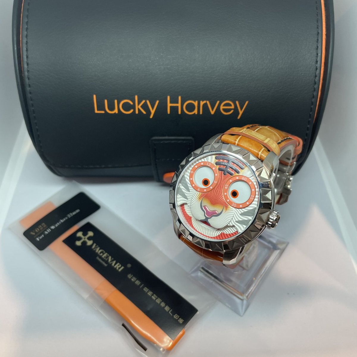 Billion_Watch's tweet image. LUAKY HARVEY
TIGER WATCH
With Extra Rabber Strap

Special Price ￥150,000(tax in)

#tigerwatch
#uniquewatch
#tiger