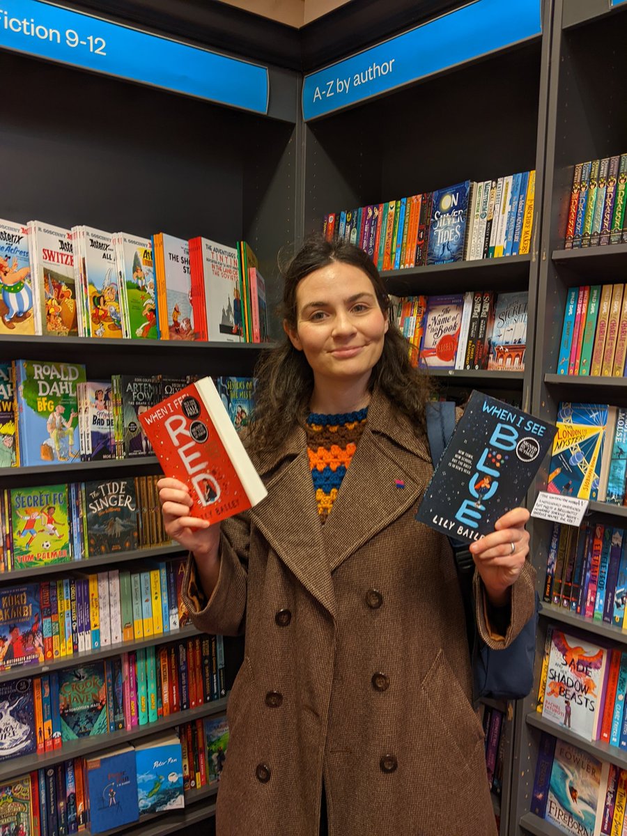 It was wonderful to have a visit from @LilyBaileyUK to celebrate the release of her paperback, #WhenIFeelRed! Perfect for fans of Elle McNicholl, When I Feel Red is follows animal-loving April as she navigates Year 8. 

Signed stock is still available, but supply is limited!