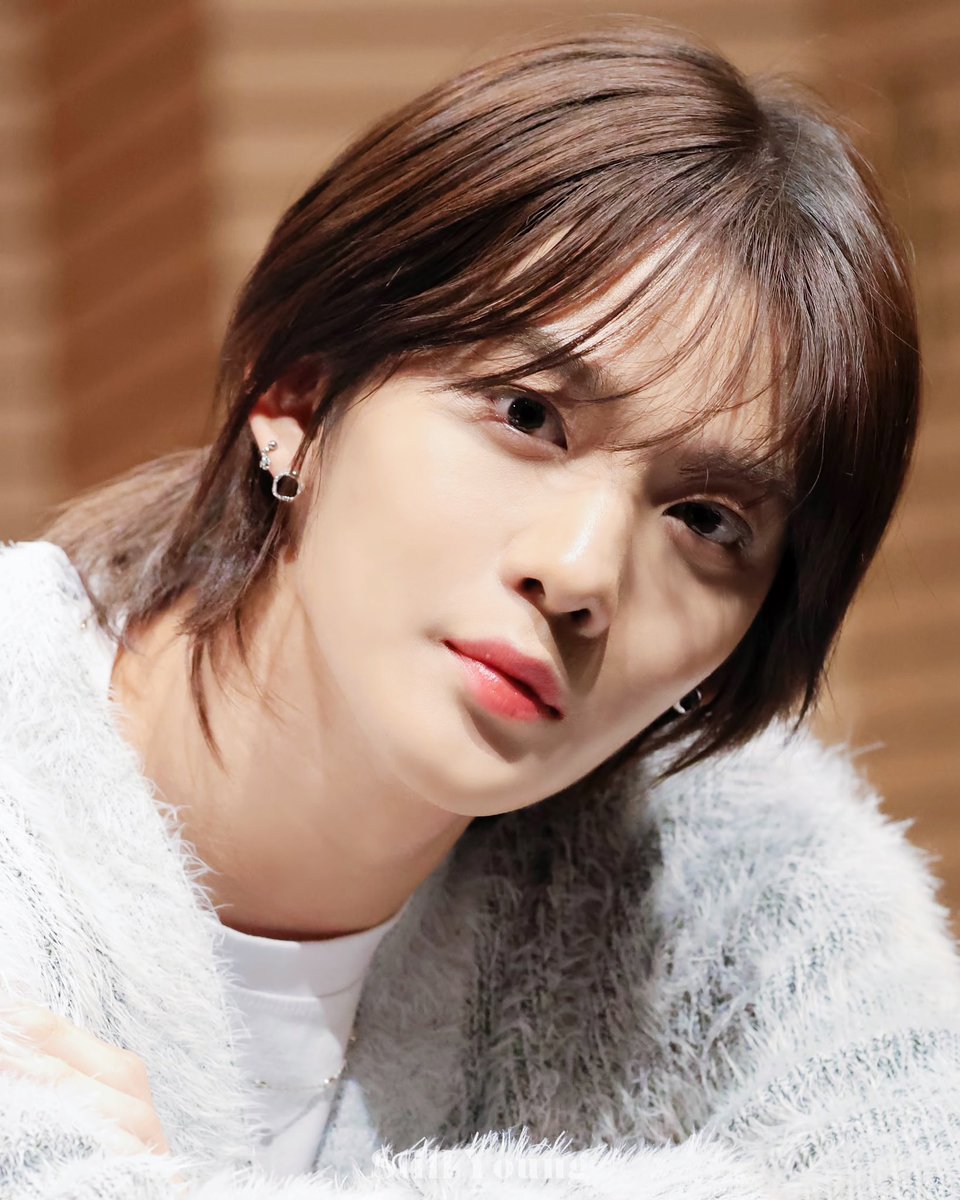 still_young__'s tweet photo. 240217 프롬스토어 팬싸인회

심쿵💗

#배진영 #BAEJINYOUNG #CIX #씨아이엑스 https://t.co/rhPrIT7eSk