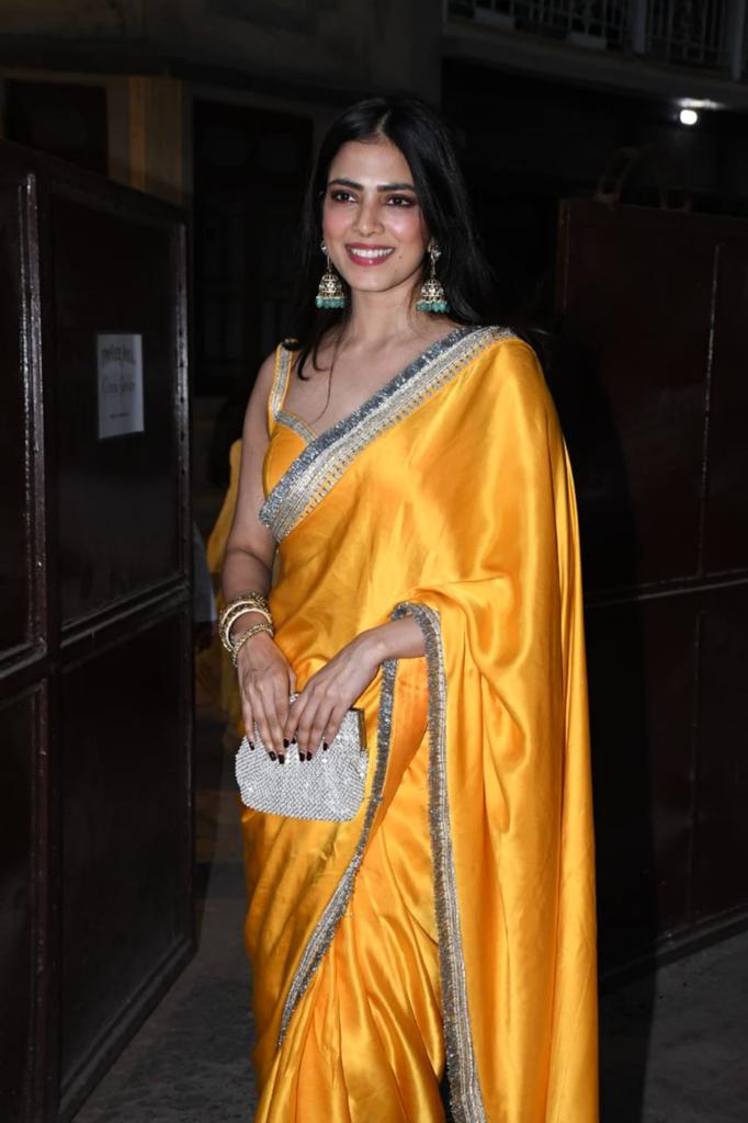 GHQSSzRXEAAKAT2?format=jpg&name=medium