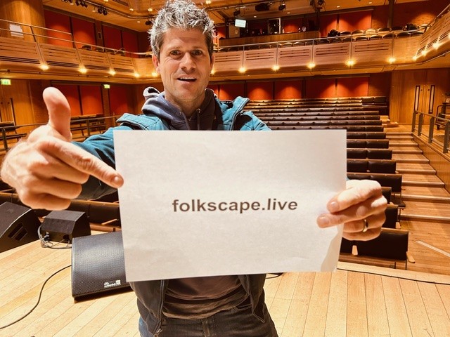 If you couldn't make it to one of the shows - we'll be livestreaming the show TONIGHT from Chester 
Get a ticket now from folkscape.live
