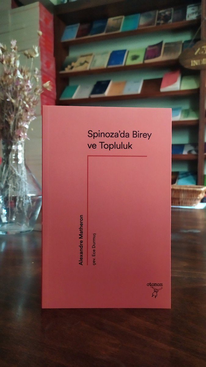 otonomyayin's tweet photo. *️⃣ Spinoza'da Birey ve Topluluk
💙 Alexandre Matheron
*️⃣ çev. Ece Durmuş
↘️ %30 indirimle temin etmek için ↘️
https://t.co/c2G4Y9PPfc
#felsefe #neokuyorum #spinoza #birey #kitaptavsiyesi #matheron #ortaklık #conatus #ethica #toplum #beden #duygu #özgürlük #tutku #kitap #otonom https://t.co/Knmb3C2Sqz