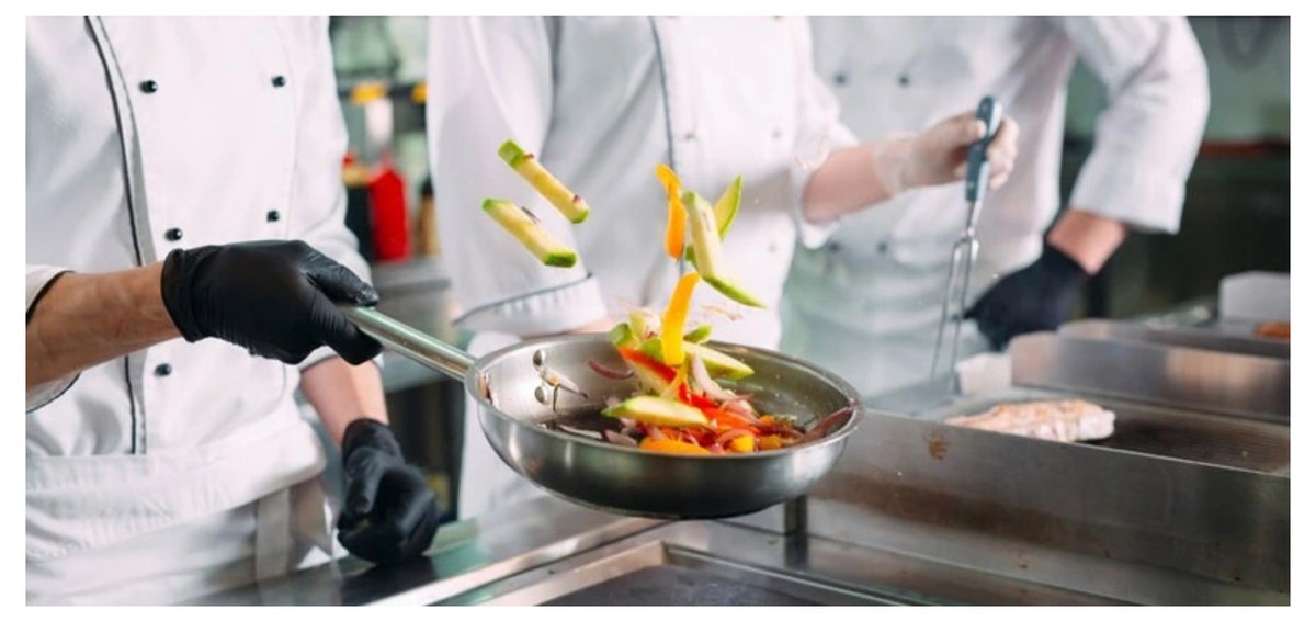 The Difference Between a Cook and a Chef | via StudyPlex buff.ly/3UtjsIn

“A cook and a chef have different responsibilities in the kitchen, yet several things set them apart. Let’s have a brief look at their definition first.”

#Cooking