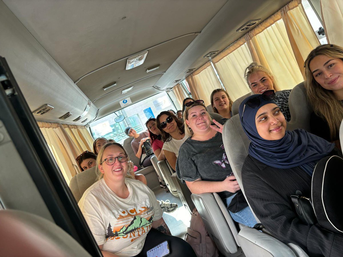 The group have arrived and are feeling very special after being met by a gentleman with a personalised board. <a href="/hideghajni/">Hajnalka Hideg</a> <a href="/JustinDobson15/">Justin Dobson</a> <a href="/DMU_Nur_Mid/">DMU School of Nursing and Midwifery</a> <a href="/DMUglobal/">DMU Global</a>