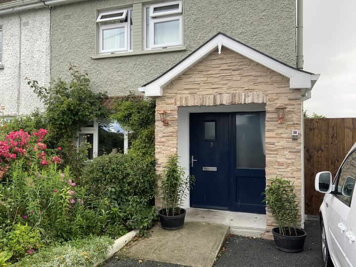 INTOUCH_RUGBY's tweet image. Introducing Vintage Ledgestone Mojave - with its soft sandy hue, perfect for achieving a desert-inspired aesthetic.  visit fernhillstone.com 
#stonecladding #exteriorstone #homeimprovement #exteriordesign #exteriordecor #ad #homedecor #entranceway #entrancedoor
