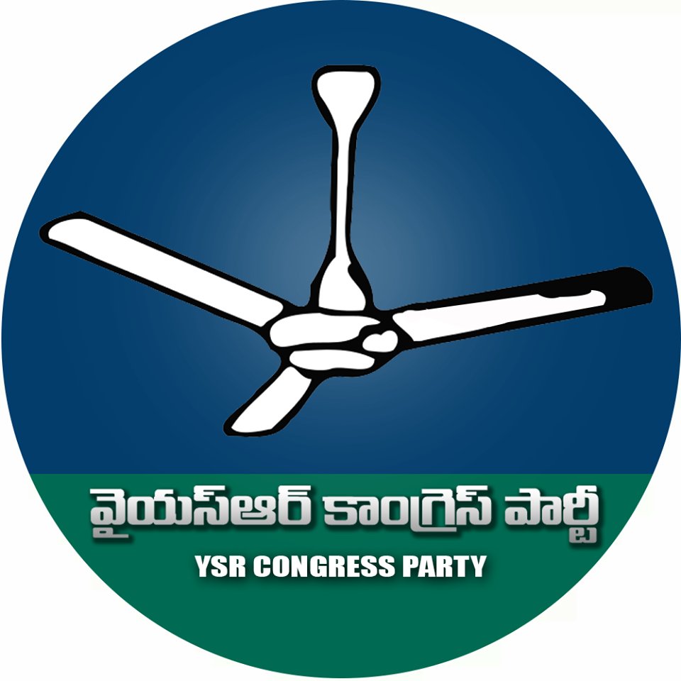 Deccan24x7's tweet photo. 𝐖𝐡𝐨'𝐬 𝐰𝐢𝐧𝐧𝐢𝐧𝐠 𝐊𝐮𝐩𝐩𝐚𝐦 𝐭𝐡𝐢𝐬 𝐭𝐢𝐦𝐞?

🟡𝐑𝐞𝐩𝐨𝐬𝐭 𝐅𝐨𝐫 𝐓𝐃𝐏

🔵𝐋𝐢𝐤𝐞 𝐅𝐨𝐫 𝐘𝐒𝐑𝐂𝐏

#Kuppam #AndhraPradesh #AndhraPradeshElections2024 https://t.co/MOLs7UDB4V
