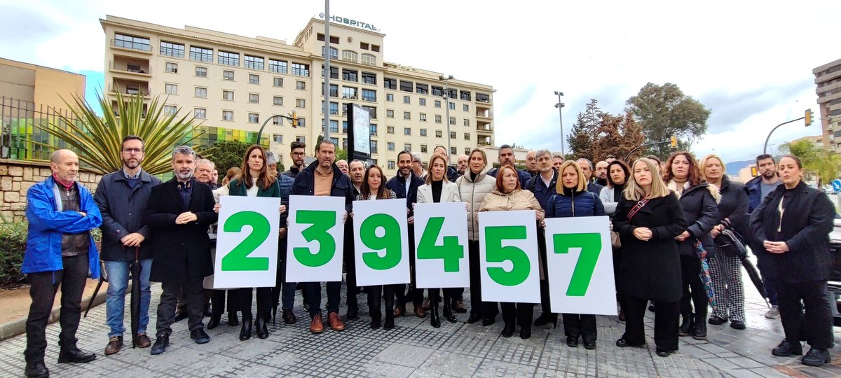 🏥 En #Málaga hay 239.457 pacientes en la lista de espera de la #Sanidad pública malagueña. 

🔴 Tras 5 años de gobierno de Moreno Bonilla #AndalucíaEsMenosAndalucía