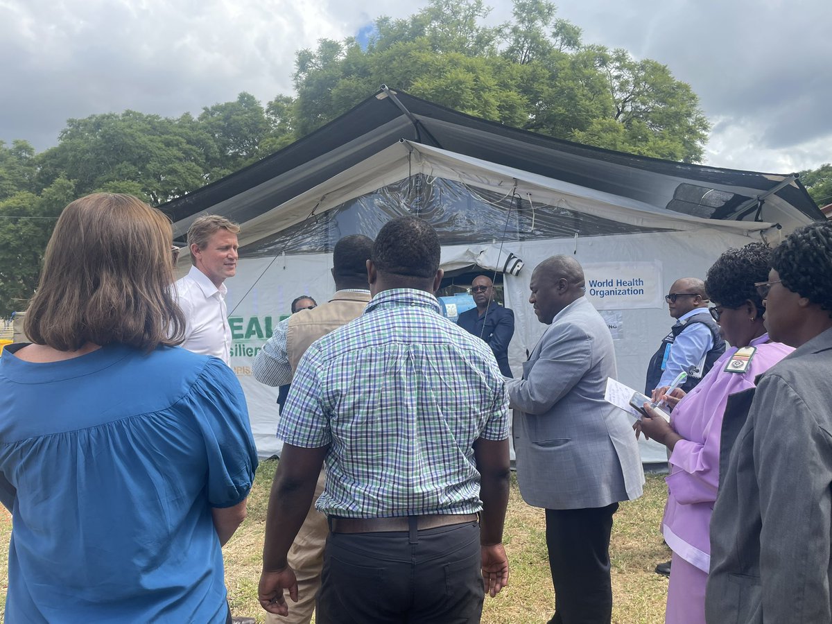 Today, @WHO_Zimbabwe Rep @dangou_jean joined @UKinZimbabwe Ambassador Peter Vowles at Marondera Hospital to discuss on the response to the cholera outbreak in the province. Thanks to @WHO support, a 6-bed cholera treatment unit was established through the Health Resilience Fund.