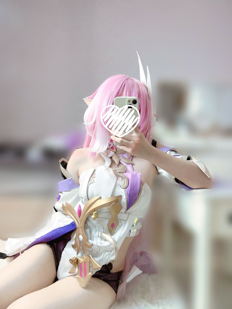 사진 찍는 거야? 최고의 각도로 찍어줘야 돼? 💕

#HonkaiImpact3rd #Elysia https://t.co/1kOcJ2GHtq