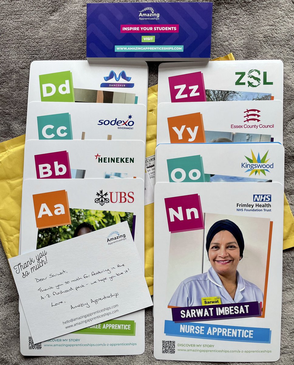 What a lovely gift 💝 I received in my post today from amazing apprenticeships? Wow 🤩 A thank you card 💕with all the A-Z flash cards 💳 😘