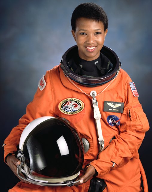 RetChiefMiller's tweet photo. #BlackHistoryMonth2024 Day -26- I honor astronaut Mae Jemison the 1st black accepted  into NASA’s astronaut training program, and the 1st black woman in space. @NASA @SpaceX @Delta @GMA @CBSNews https://t.co/8QqpCPk7Ye