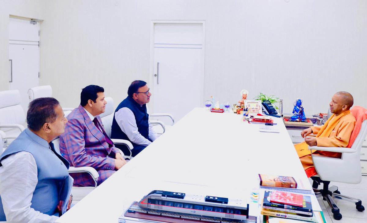 In a recent confluence, Mr. @NeerajAkhoury, Managing Director, Shree Cement Ltd, and Mr. @GajendraPSingh9, Jt. President-Corp. Affairs & Comm., Shree Cement Ltd, met up with the Hon’ble Chief Minister of Uttar Pradesh, Shri Yogi Adityanath @myogioffice. This courtesy meeting…
