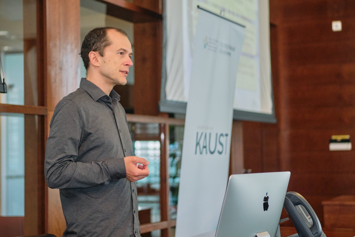 KAUST_CEMSE's tweet photo. #KAUST faculty are fueling Saudi talents with expert sessions, hands-on learning and valuable insights into KAUST's research landscape in applied mathematics, computational science and statistics @KAUST_SNA's #AMCS_STAT School.
#ApplyKAUST https://t.co/lijDoPA19v