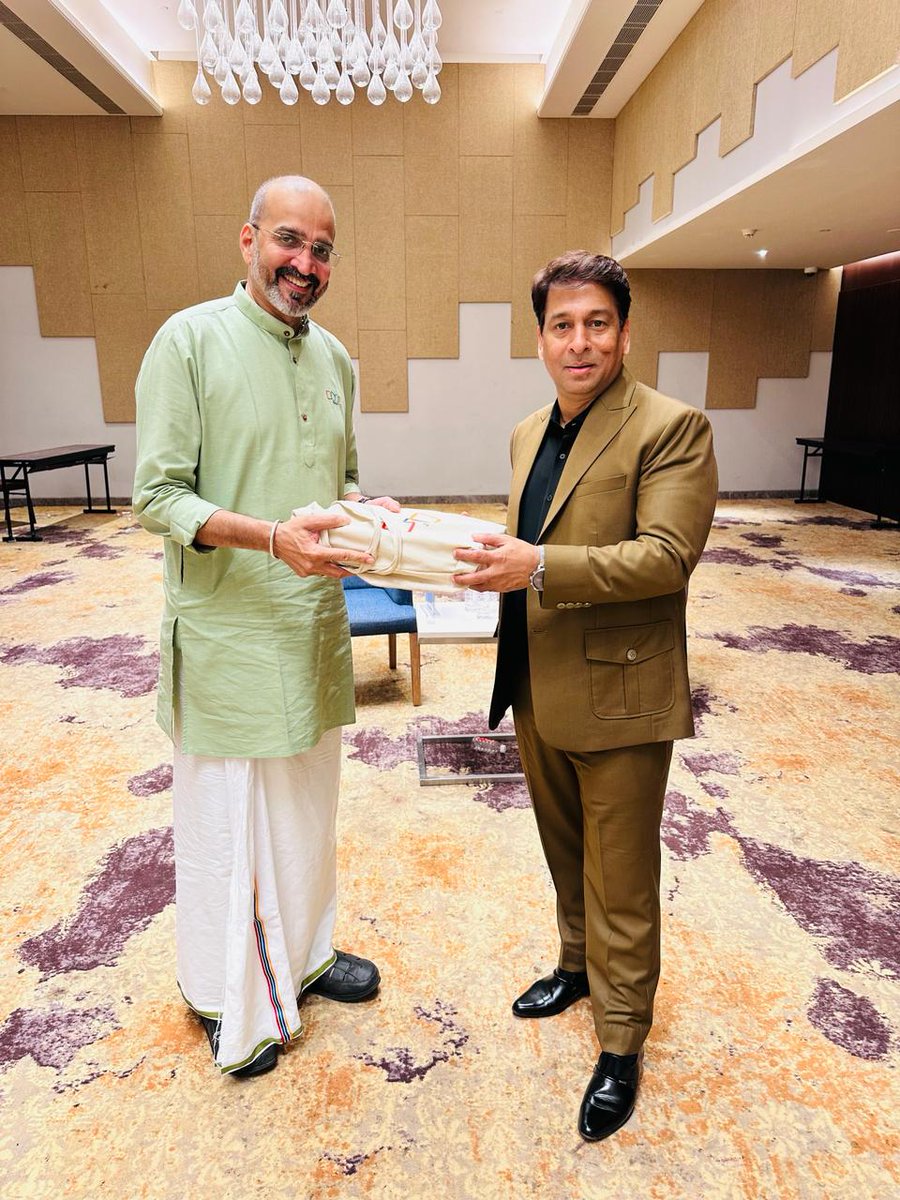 ZohoBooks's tweet image. Jaipur, you nailed it at #GSTChronicles, with CA Bimal Jain! 🌟 It was truly insightful and engaging. 

Feel free to continue asking GST questions, in the comments and we'd have CA Bimal Jain answering the same!

#JaipurBusiness #GSTSuccess #GSTChronicles