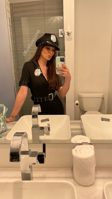 Knock, knock.  Oh look, the role play you need is knocking at your door.  https://t.co/jCebBo9dQ4 @MynxCo