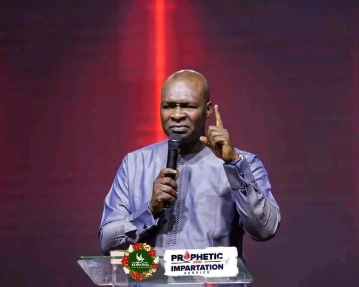 ChurchDigest's tweet image. I decree this week, you are next to be CELEBRATED in your FAMILY - APOSTLE JOSHUA SELMAN 

#PropheticDeclarations  #KoinoniaAbuja #Amen #koinoniaglobal #apostlejoshuaselman #Congratulations  #joshuaselman