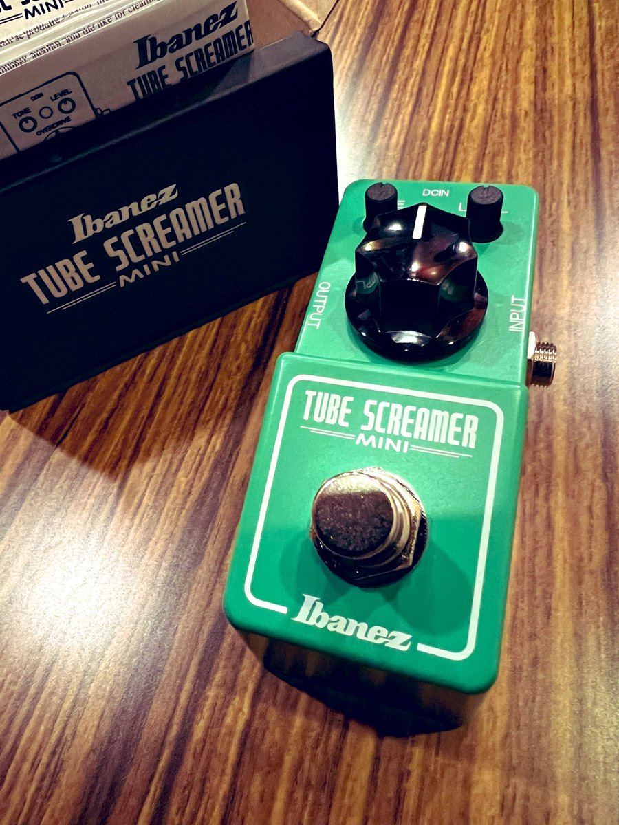 Qu_ma's tweet photo. 緑の一族が届いた
小さくてかわちいね
#チューブスクリーマー
#tubescreamermini https://t.co/eiWwYs23gj