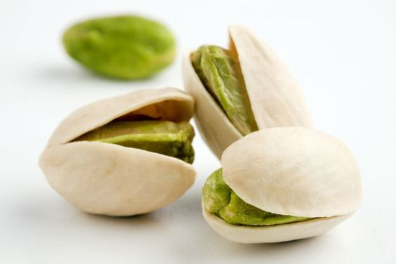 wetaca's tweet photo. Feliz Día Internacional del Pistacho a toda la gente con buen gusto que disfruta de esta fantasía verde ✨ https://t.co/zqmz3jg36W