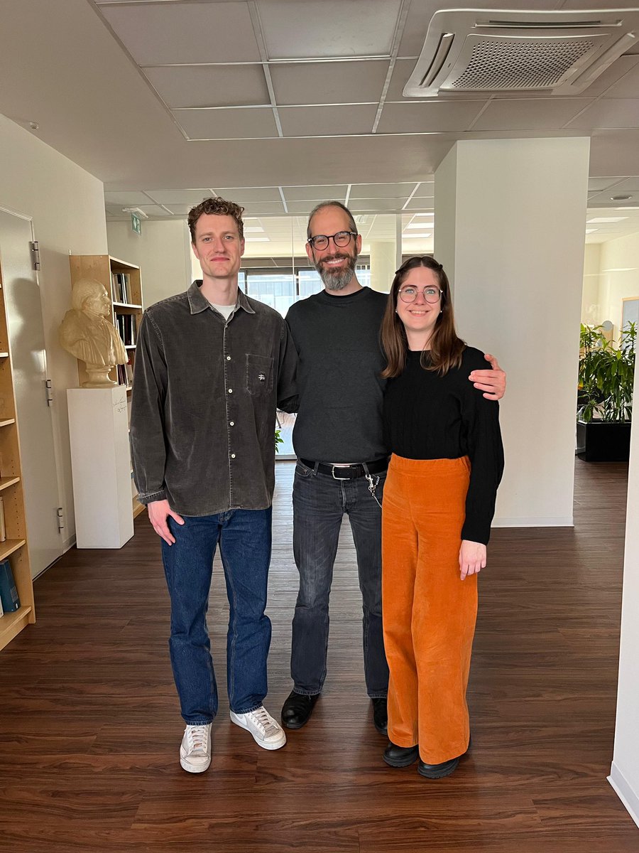 Last week <a href="/AndersGiovanni/">Anders Giovanni Møller</a>, <a href="/lajello/">Luca Maria Aiello (lajello.bsky.social)</a>, and I had the pleasure of visiting <a href="/CentaiInstitute/">CENTAI (Center for AI)</a> and <a href="/ISI_Fondazione/">ISI Foundation</a> to showcase our latest work on the <a href="/cocoons_dk/">cocoons_dk</a> project 🌎 Grateful for the valuable feedback and stimulating discussions! Thanks to all for the warm hospitality 🇮🇹