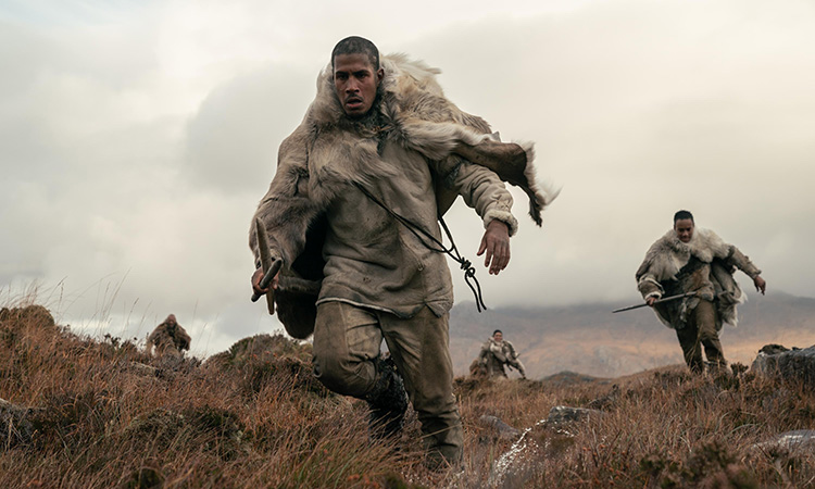 We spoke to #OutOfDarkness' stars Safia Oakley-Green and Kit Young to find out more about the stone age horror...
scifinow.co.uk/exclusive/out-…