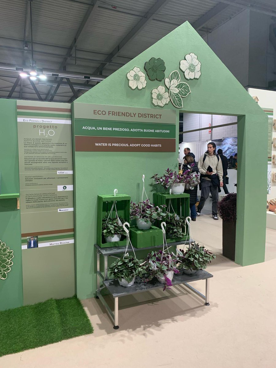 2/3 🪴The theme of this year’s edition of <a href="/MyplantGarden/">Myplant & Garden</a> was ‘Natural Evolution’. We gave our contribution to it at the ‘Garden Centre New Trend’ with a presentation of <a href="/BrendaHorstra/">Brenda Horstra</a> of <a href="/TuinbrancheNL/">TuinbrancheNederland</a> on their concept of Climate Squares, to be further developed in Italy.🌳