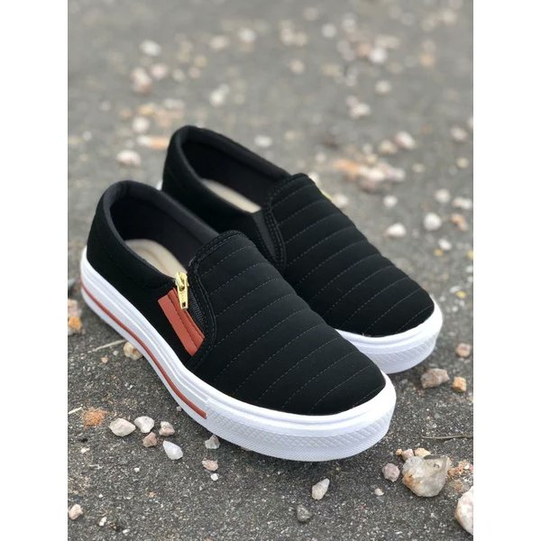 show_de_ofertas's tweet photo. Sapatênis Sapatilha feminino Slip On Zíp casual Leve e confortável. 5 opções de cores.

Por R$55,90.
Link: https://t.co/2G6wimCVRM

Frete Grátis com cupom https://t.co/W0WSGtVwl0