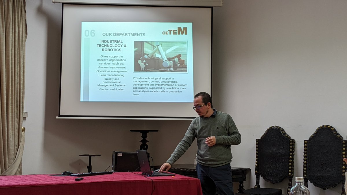 CETEM_CT's tweet image. #ACTIVATOR holds its 1st meeting in Torres Novas, the city council coordinating the project. We seek to make our elders an engine of change in society through Citizen Science. CETEM will develop the online training platform on which work will begin shortly.