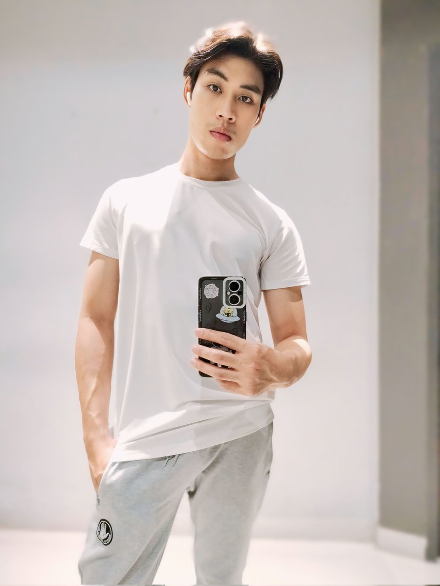 NT_Greatness's tweet photo. เหงื่อแตก 💦💦 https://t.co/bbKluLKcE9