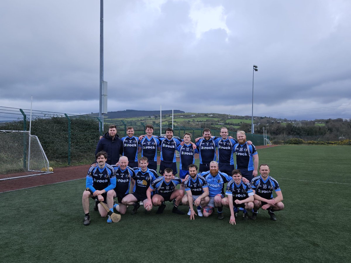 Cuireadh tús láidir leis an tsraith inné agus na trí fhoireann iomána ag dul chun páirce! 

Bhí an-chluiche go deo ag an dara foireann i gcoinne CLG Tomás Dáibhis -  agus iad thíos 1-4 go 0-2 ag leath ama, thuig siad go maith go raibh dara leath mór ag teastáil. Bhí orthu