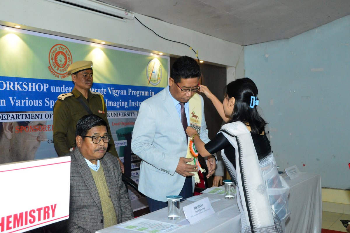 ManipurUniverse's tweet photo. Excited to announce the upcoming "Karyashala Workshop" under the Accelerate Vigyan Programme on "Hands-on Training on Various Spectroscopy and Imaging Instruments"! 🎉 on 26-02-2024 for this enriching experience. #Workshop #AccelerateVigyan #Spectroscopy #ImagingInstruments https://t.co/LAsPNyG0au