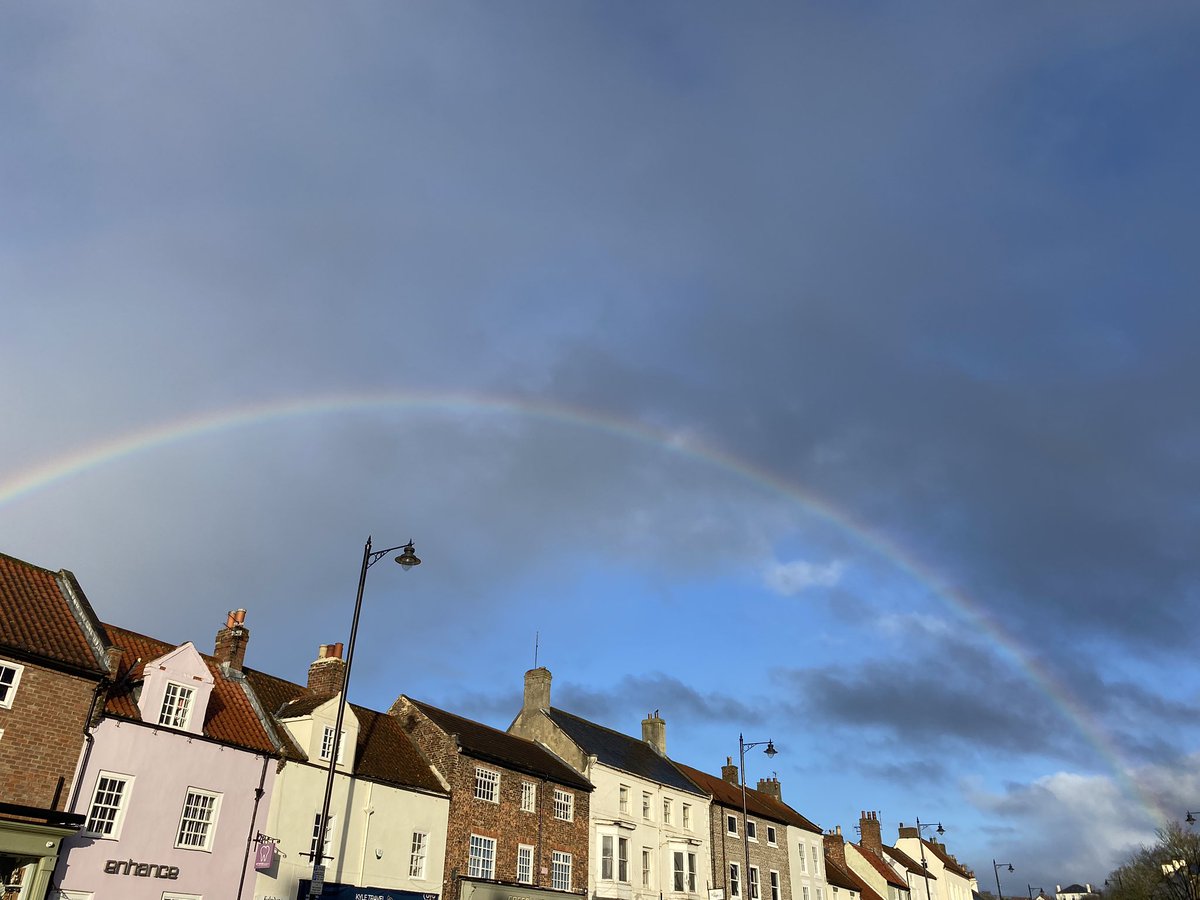 What an absolute privilege to put on my jeans 👖 and stand up in front of <a href="/YarmSchool/">Yarm School</a> Prep &amp; Pre-prep pupils to talk about #rarediseaseday and the fundraising they are going to do for our small charity the #Davidashwellfoundation 

wonderful.org/fundraisers/Nl…